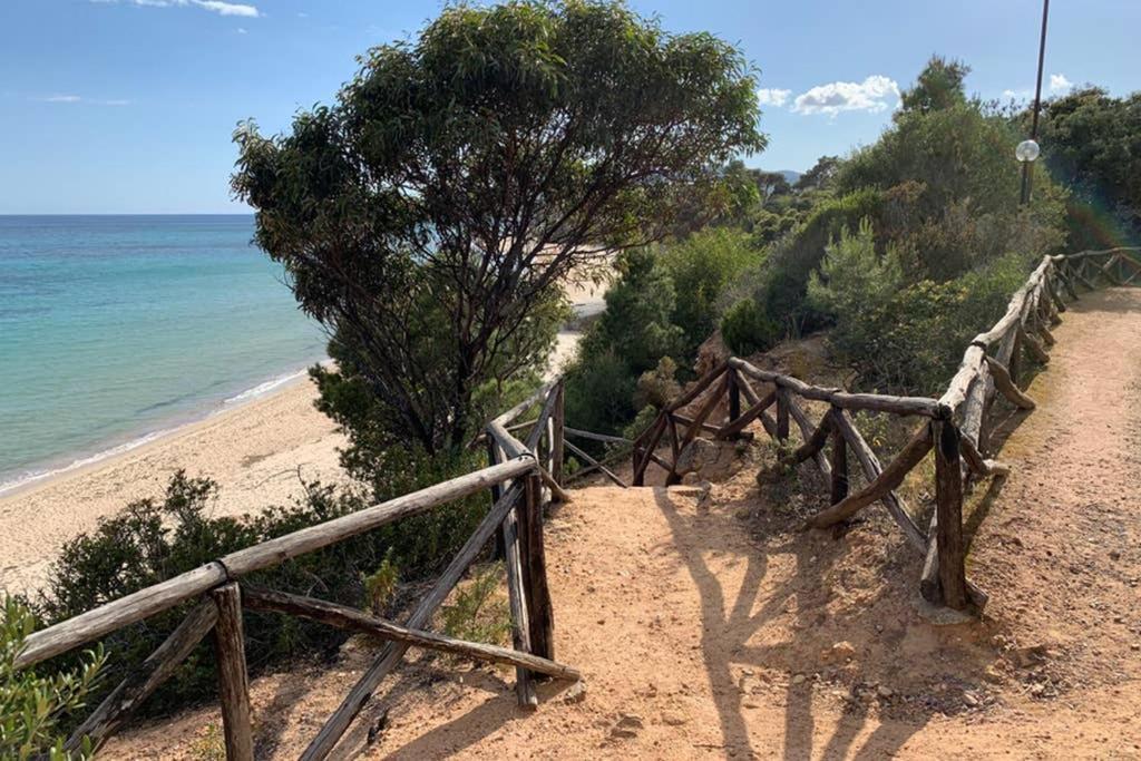 Accogliente Casetta A Calaverde, Pula. Εξωτερικό φωτογραφία